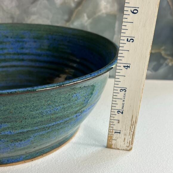 Art Studio Pottery Bowl 10.5x4 ” Stoneware Blue & Green Speckled MM Stamped - Picture 8 of 9